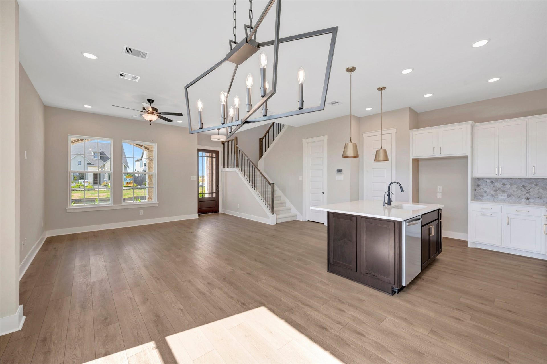 16702 Vibrant Avenue, Hockley, TX 77447