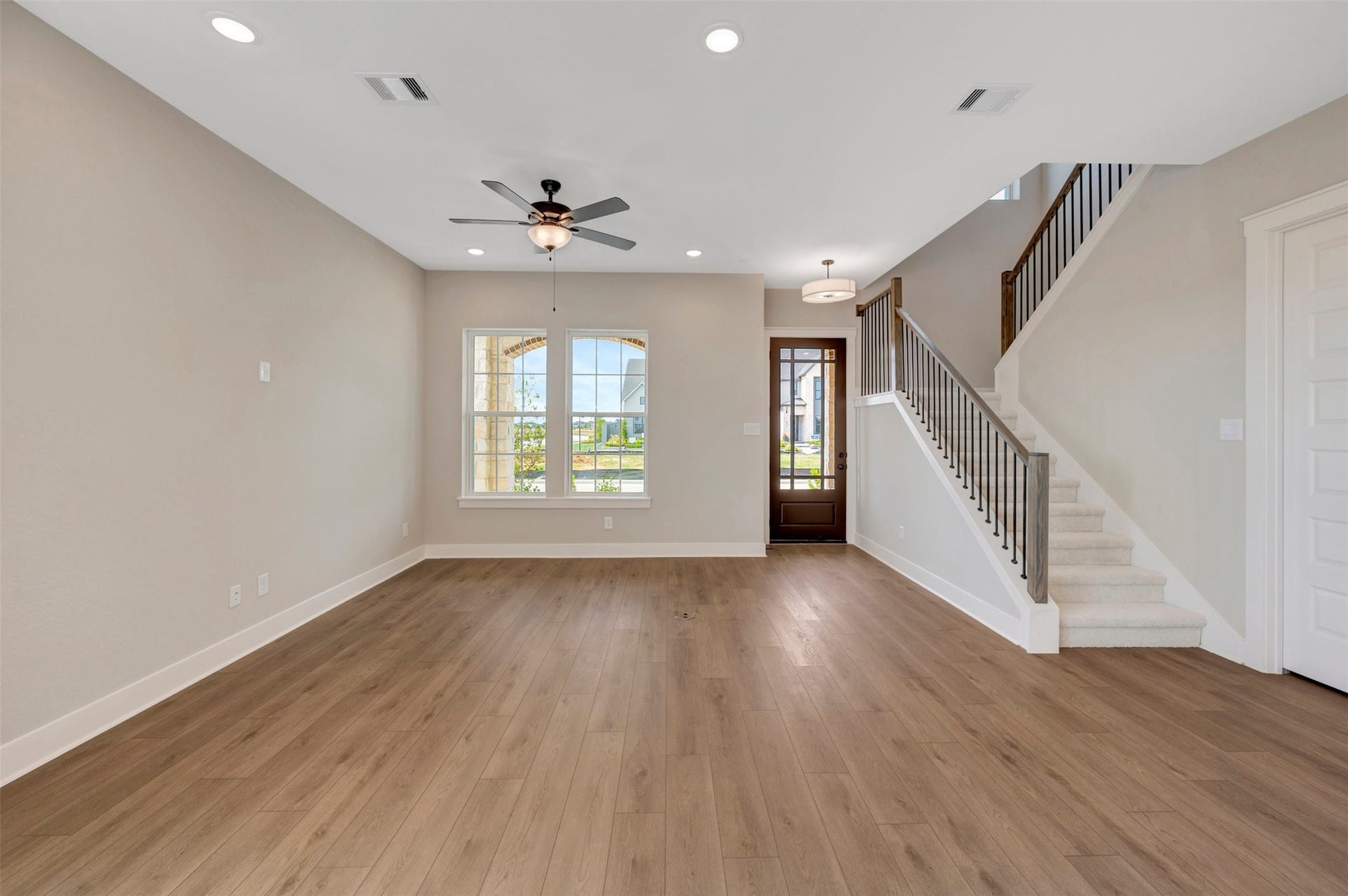 16702 Vibrant Avenue, Hockley, TX 77447