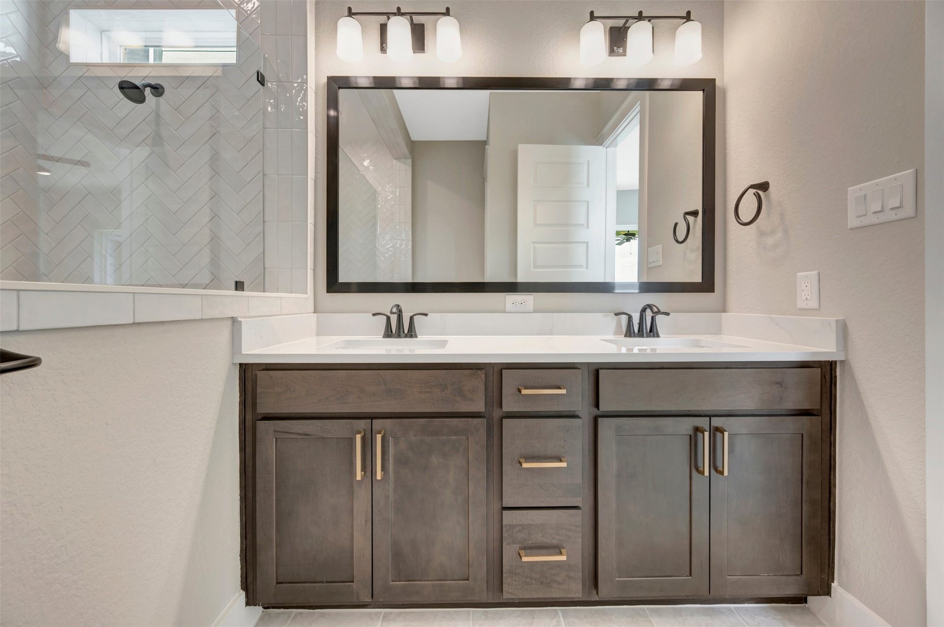 16702 Vibrant Avenue, Hockley, TX 77447