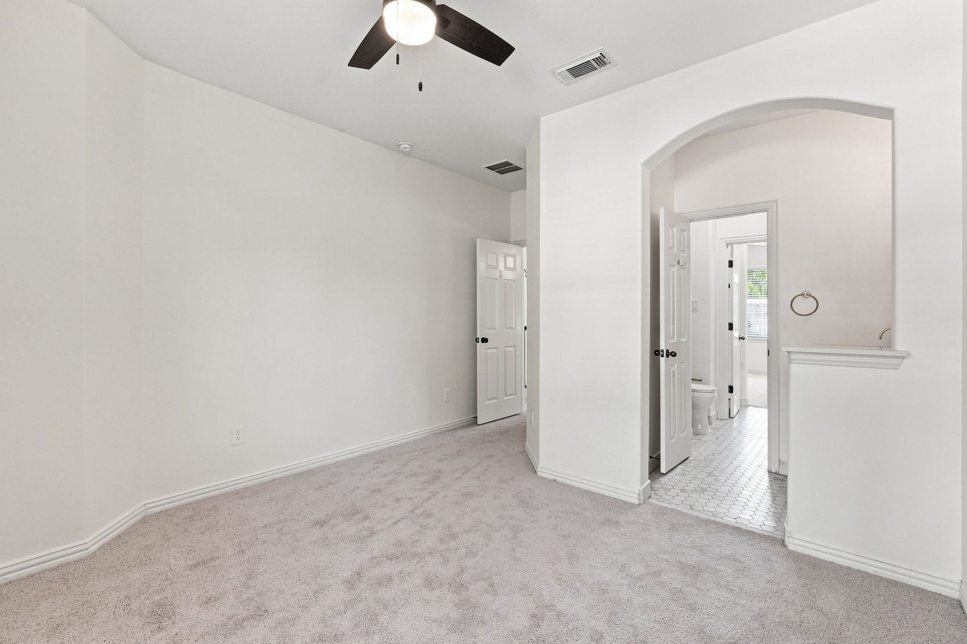 11510 Cypresswood Trail Drive, Houston, TX 77070 Secondary bedroom #2