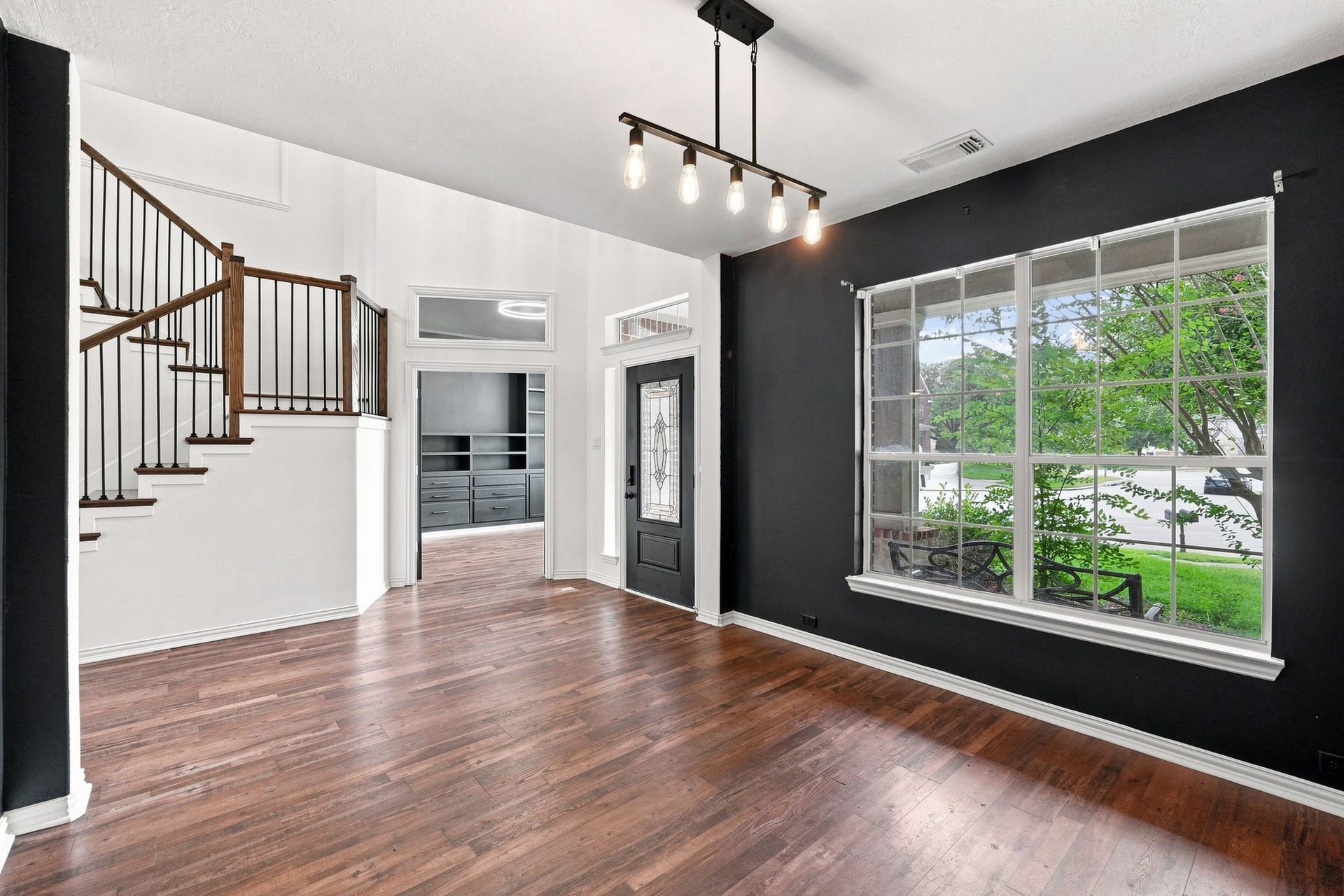 11510 Cypresswood Trail Drive, Houston, TX 77070 Dining room view towards the home office