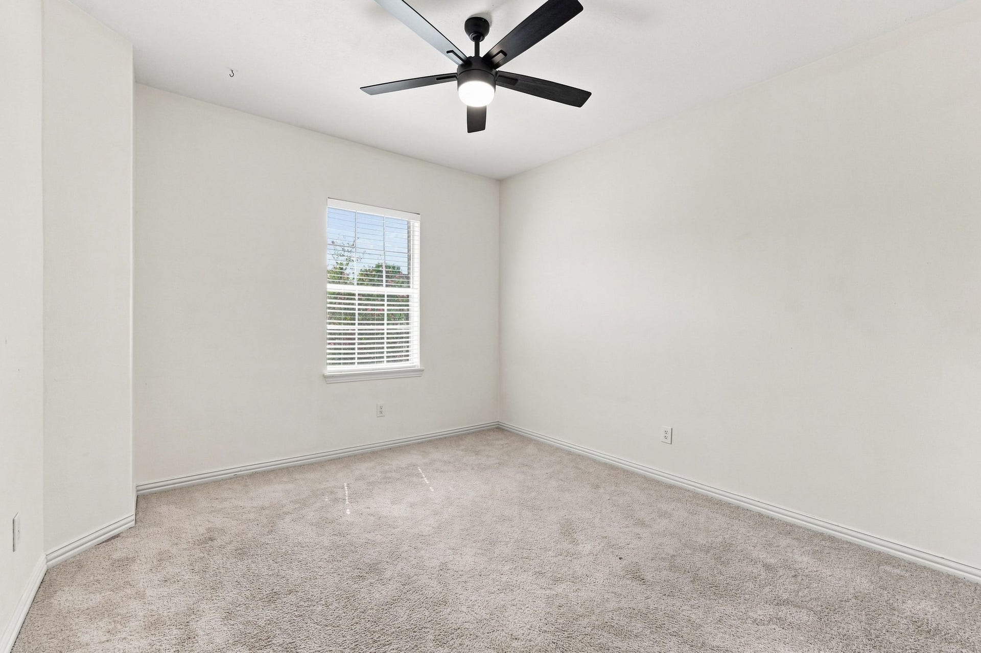 11510 Cypresswood Trail Drive, Houston, TX 77070 Secondary bedroom #3