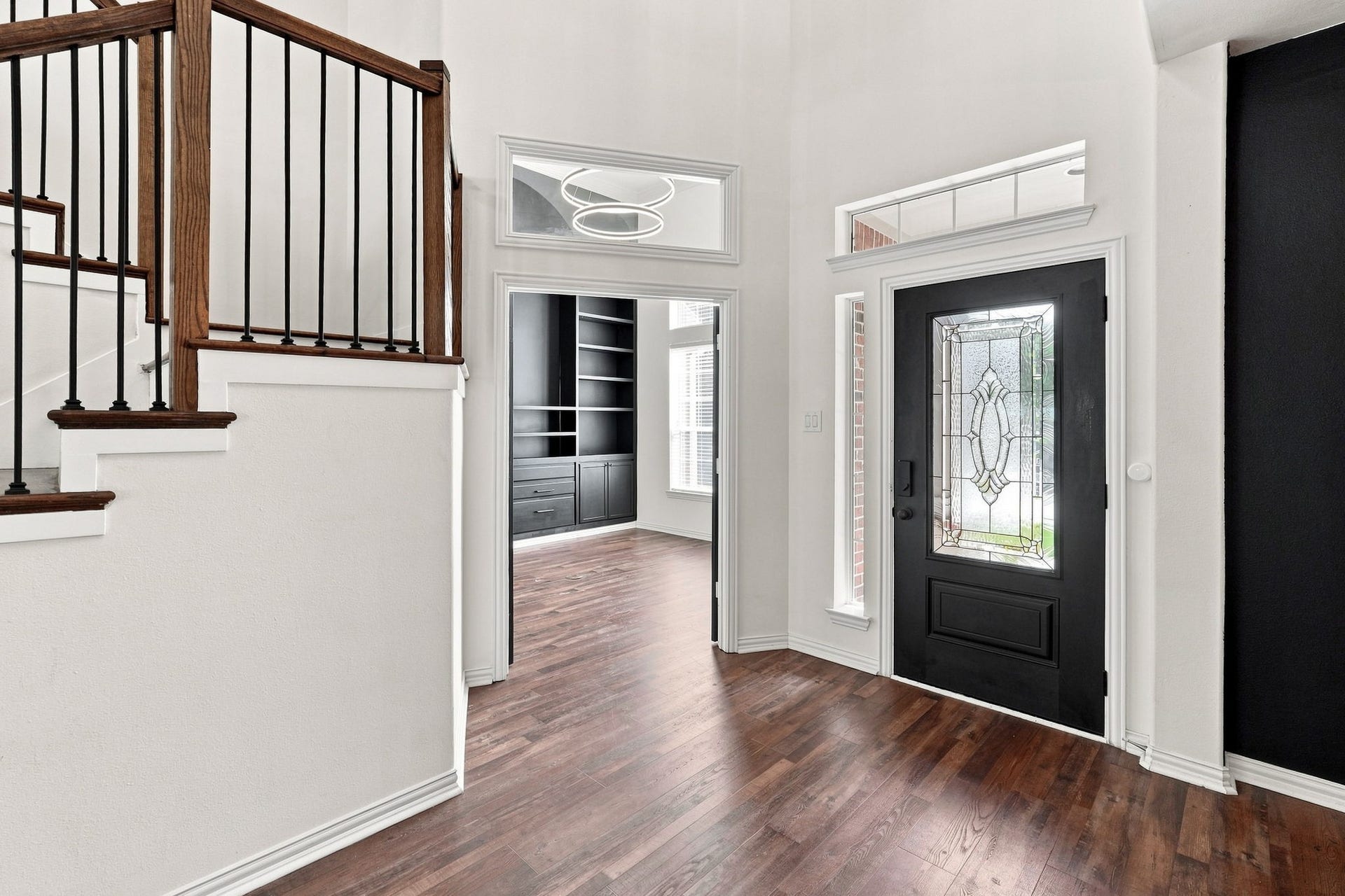 11510 Cypresswood Trail Drive, Houston, TX 77070 Entryway showing home office