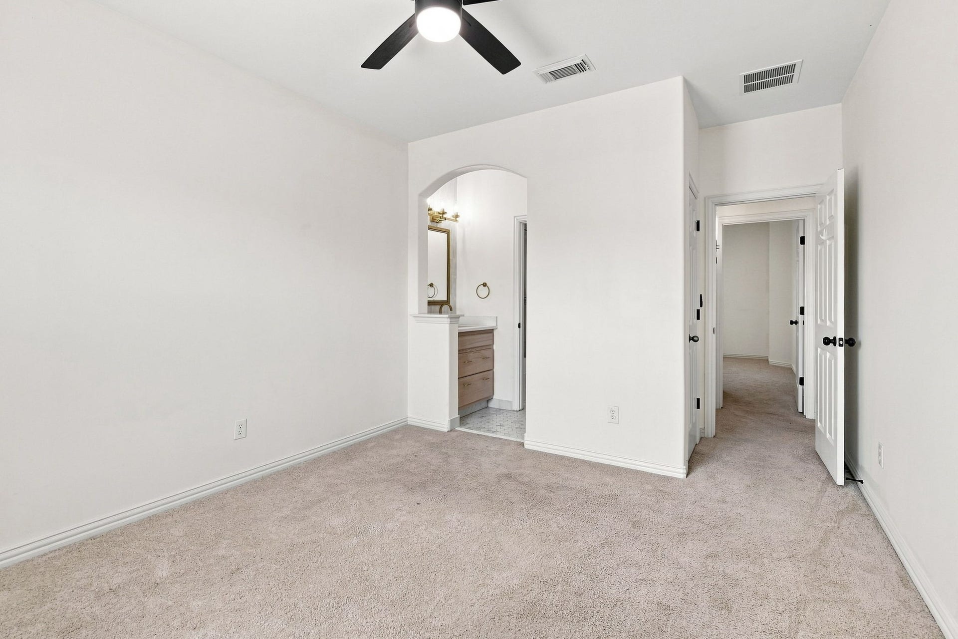 11510 Cypresswood Trail Drive, Houston, TX 77070 Secondary bedroom #3