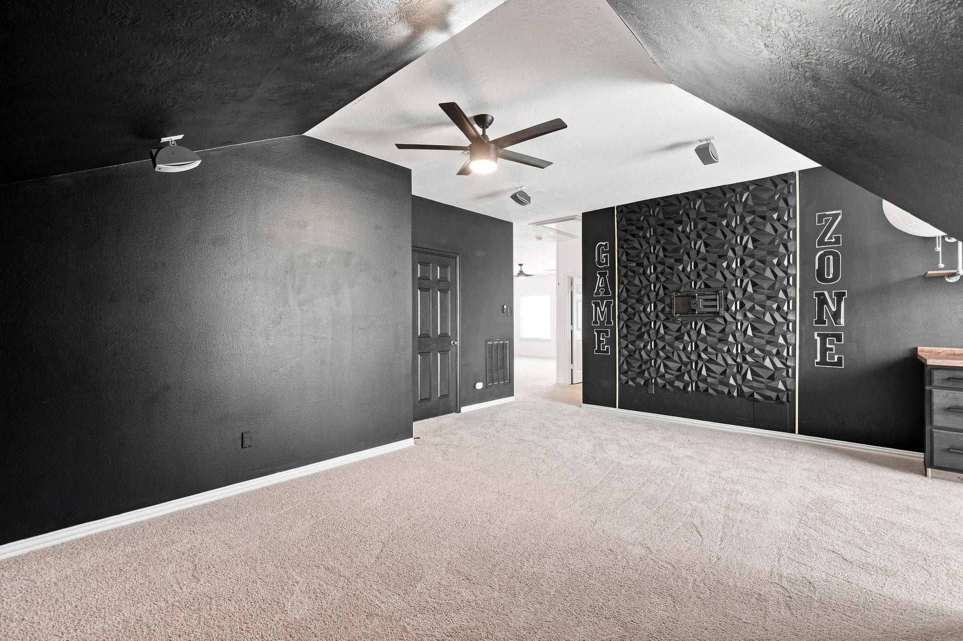 11510 Cypresswood Trail Drive, Houston, TX 77070 Upstairs media room