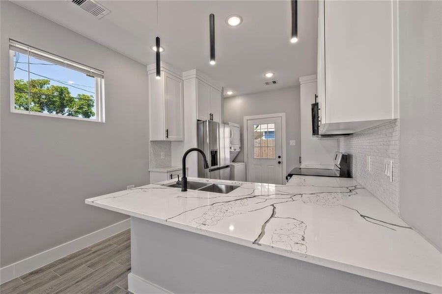 Property photo for 9301 E Avenue L, #B, Houston, TX