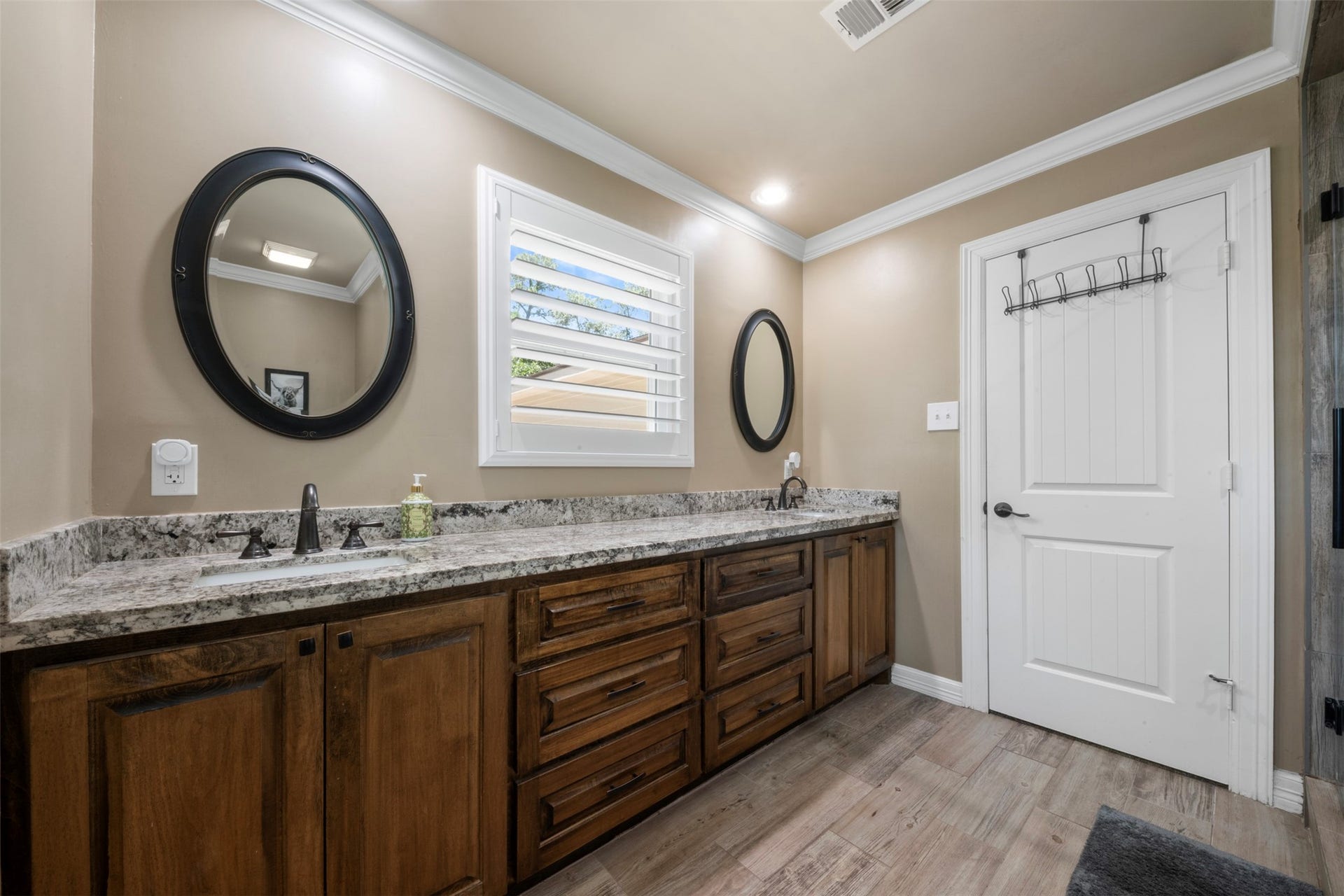109 Riverbrook Drive, Conroe, TX 77385 Primary full bathroom "His"