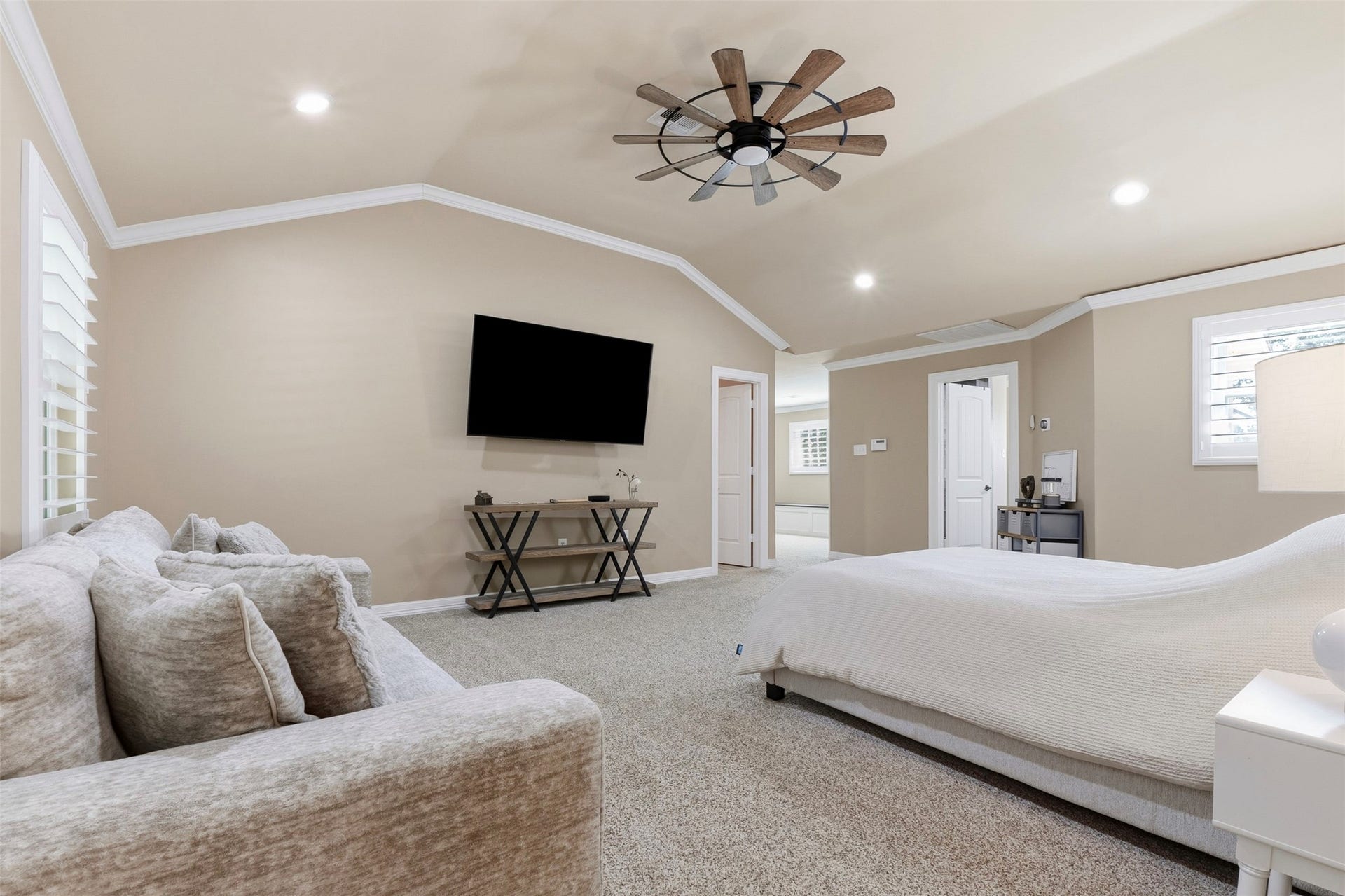 109 Riverbrook Drive, Conroe, TX 77385 109 Riverbrook Drive, Conroe, TX 77385