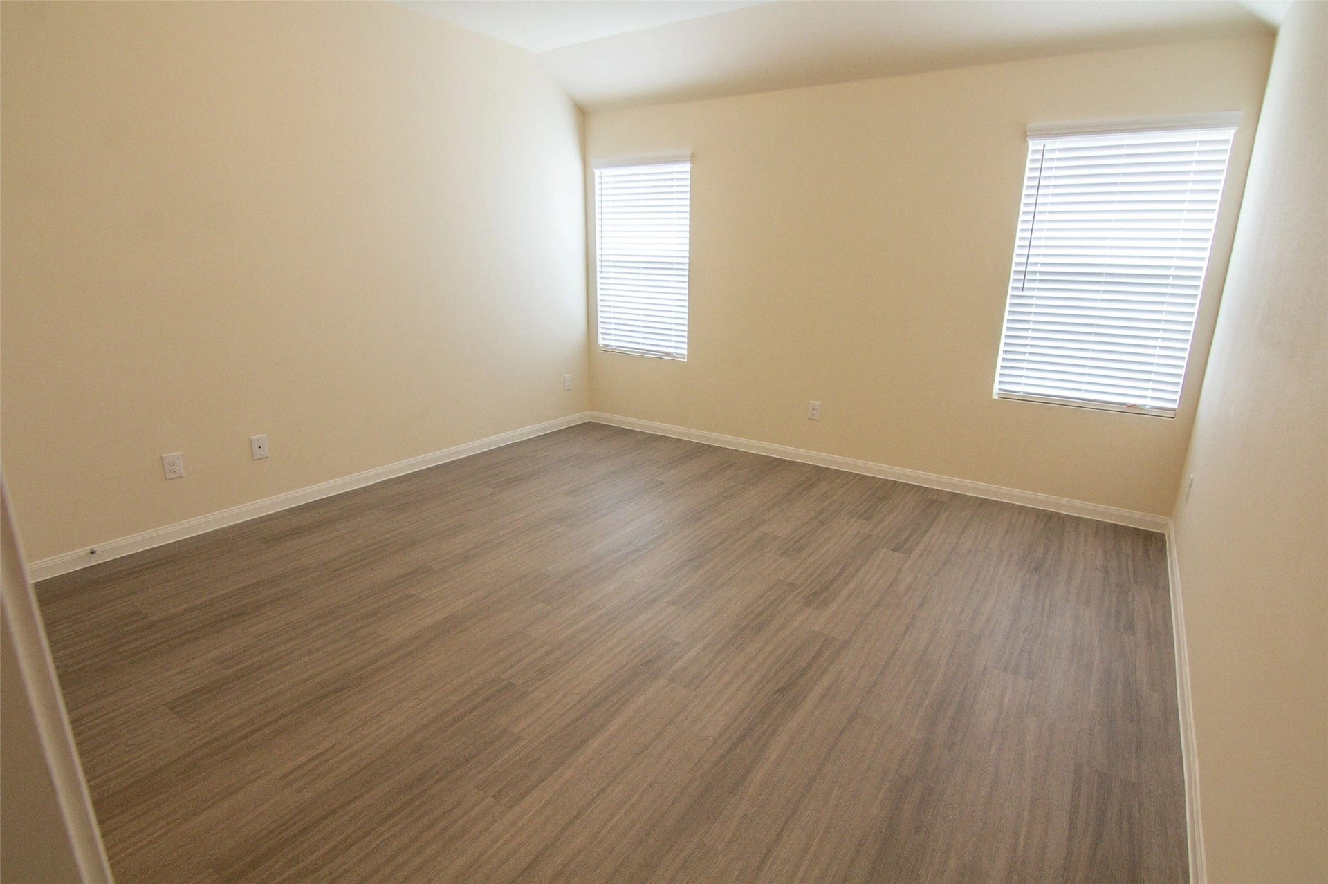 Photos may be representative of the floor plan and not the exact home. Finishes, layout, and features of the actual property for lease may vary.