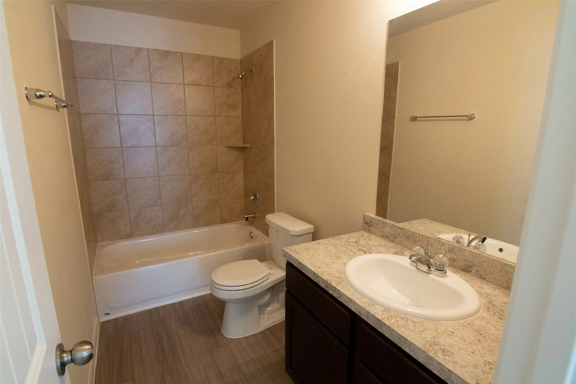 Photos may be representative of the floor plan and not the exact home. Finishes, layout, and features of the actual property for lease may vary.