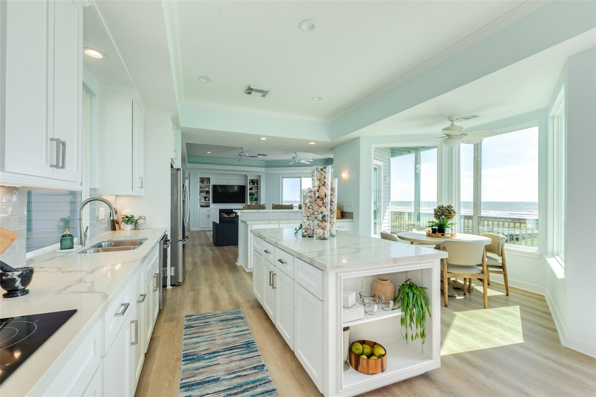 20911 W Sand Hill Drive, Galveston, TX 77554 Appliances replaced in 2024