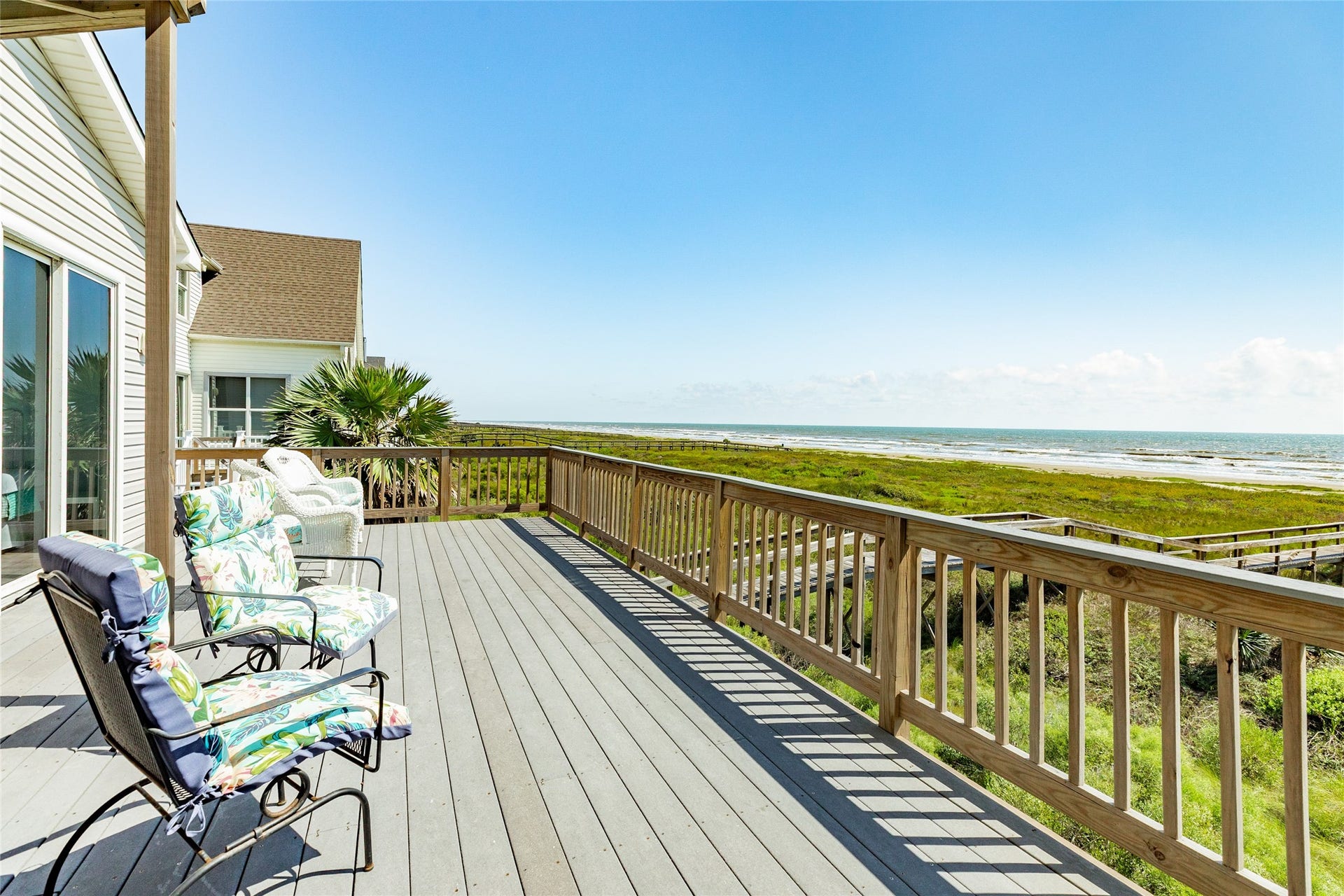 20911 W Sand Hill Drive, Galveston, TX 77554 Deck access off the Living Room