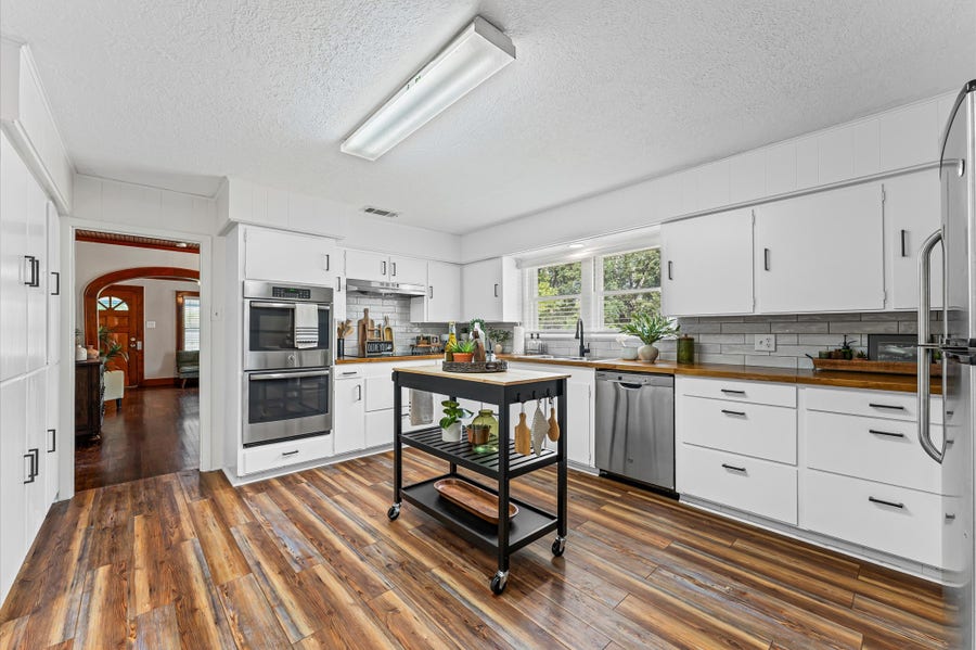Property photo for 4022 Crosby Cedar Bayou Road, Baytown, TX