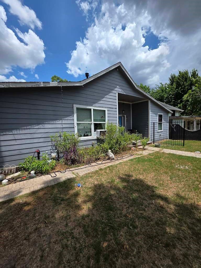 Property photo for 111 Cottage Street, Houston, TX