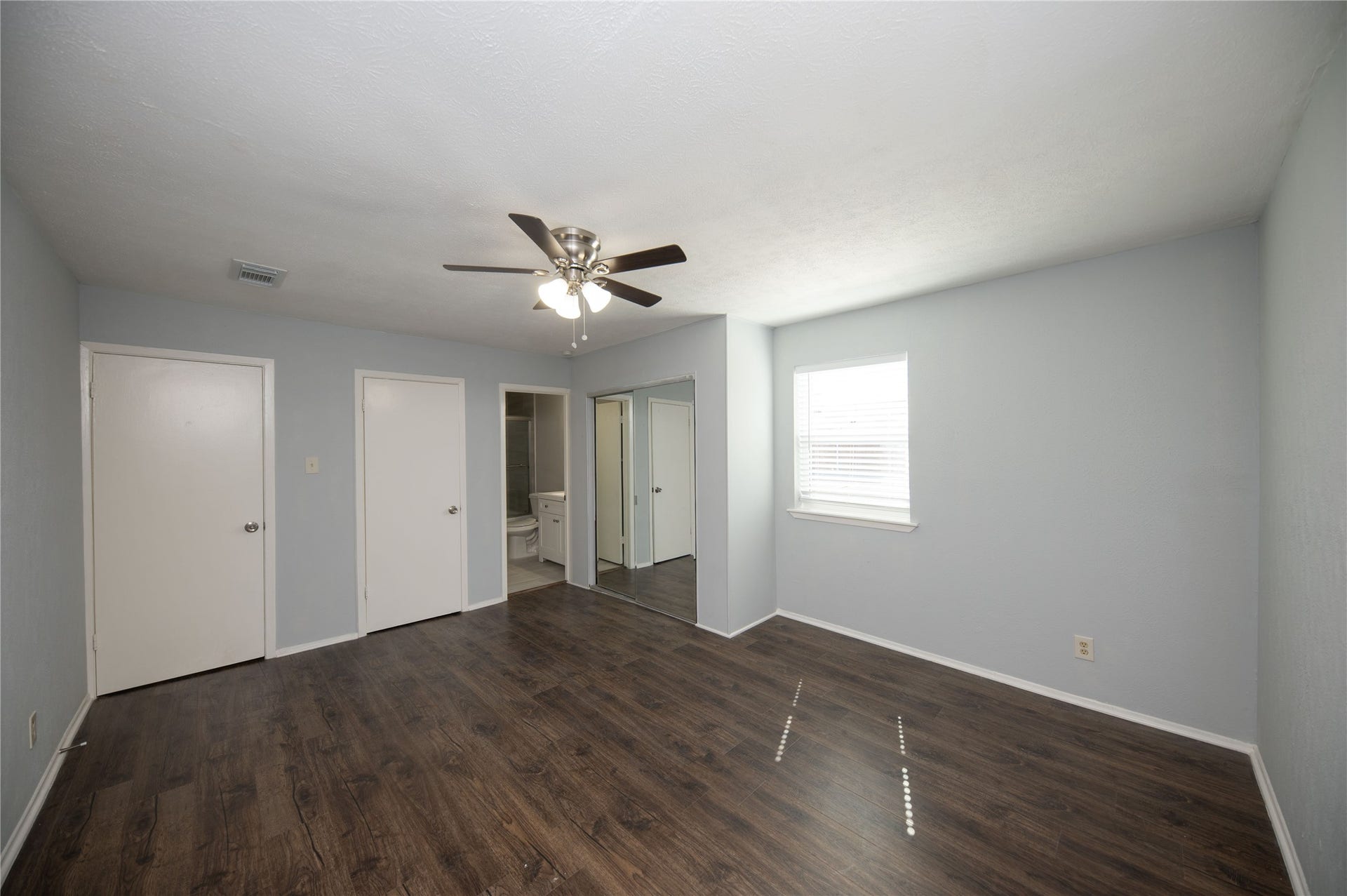 4220 Belle Park Drive, Houston, TX 77072 4220 Belle Park Drive, Houston, TX 77072