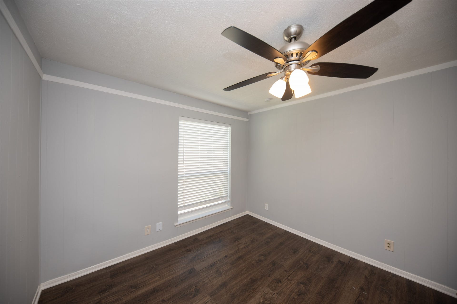 4220 Belle Park Drive, Houston, TX 77072 4220 Belle Park Drive, Houston, TX 77072