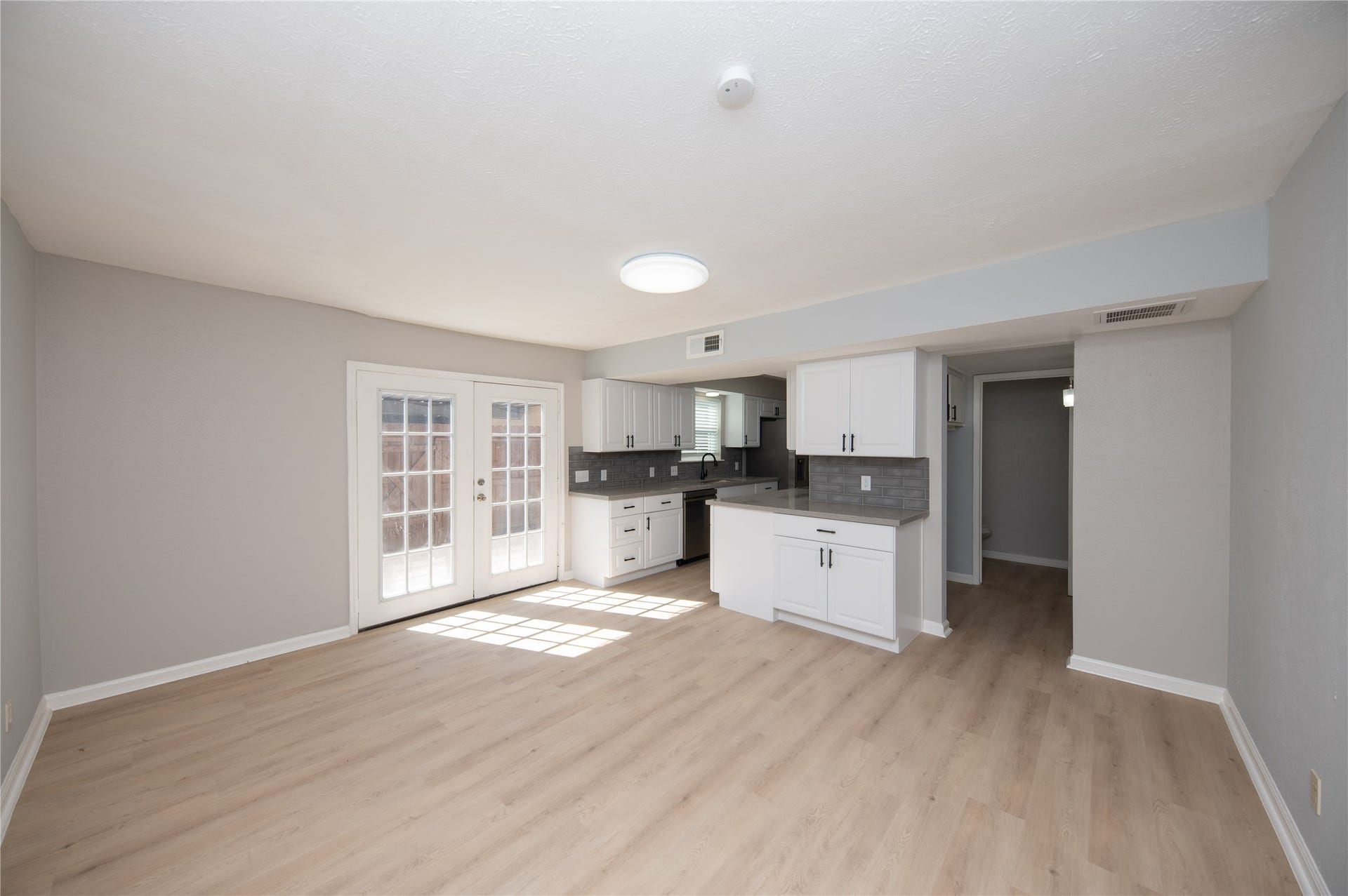 4220 Belle Park Drive, Houston, TX 77072 4220 Belle Park Drive, Houston, TX 77072