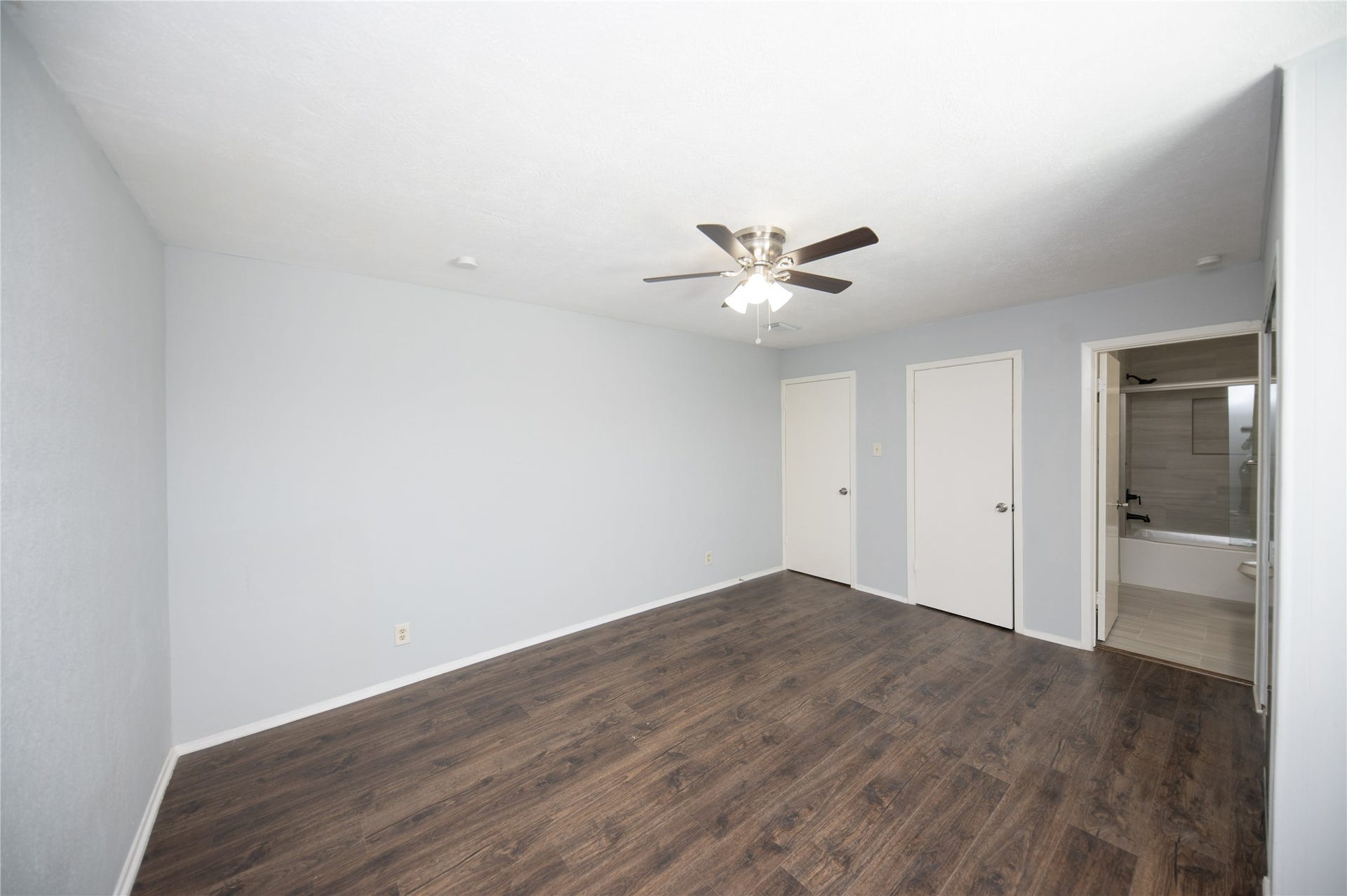 4220 Belle Park Drive, Houston, TX 77072 4220 Belle Park Drive, Houston, TX 77072