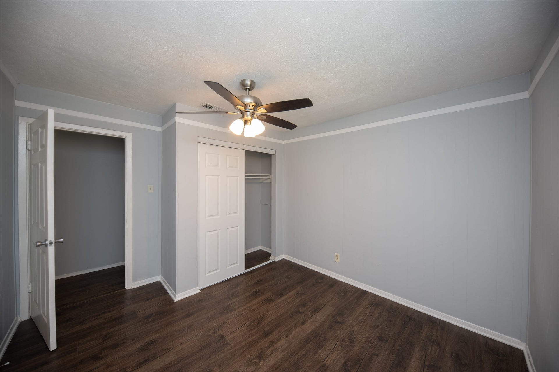 4220 Belle Park Drive, Houston, TX 77072 4220 Belle Park Drive, Houston, TX 77072