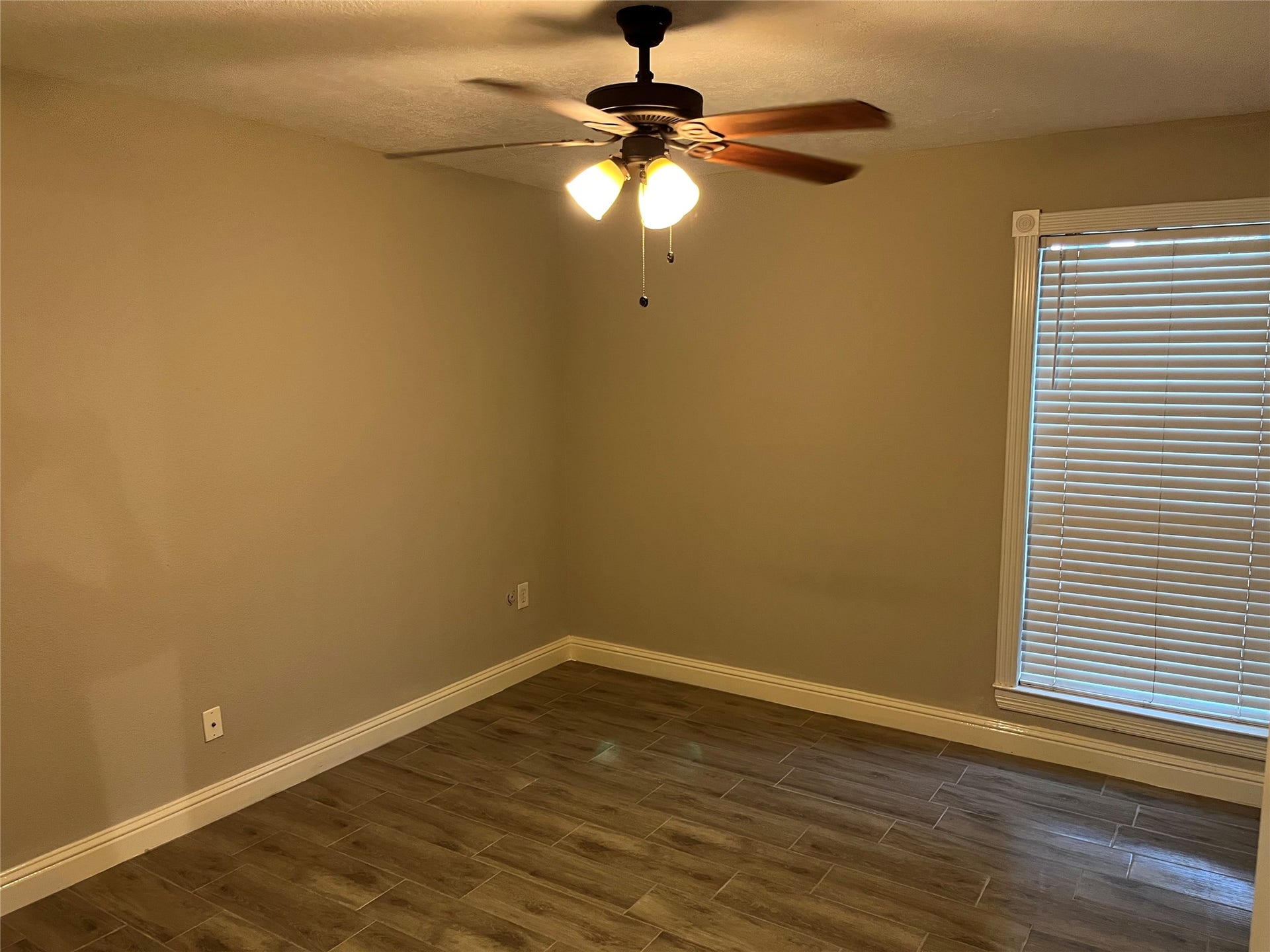260 El Dorado Boulevard, #805, Houston, TX 77598 260 El Dorado Boulevard, #805, Houston, TX 77598