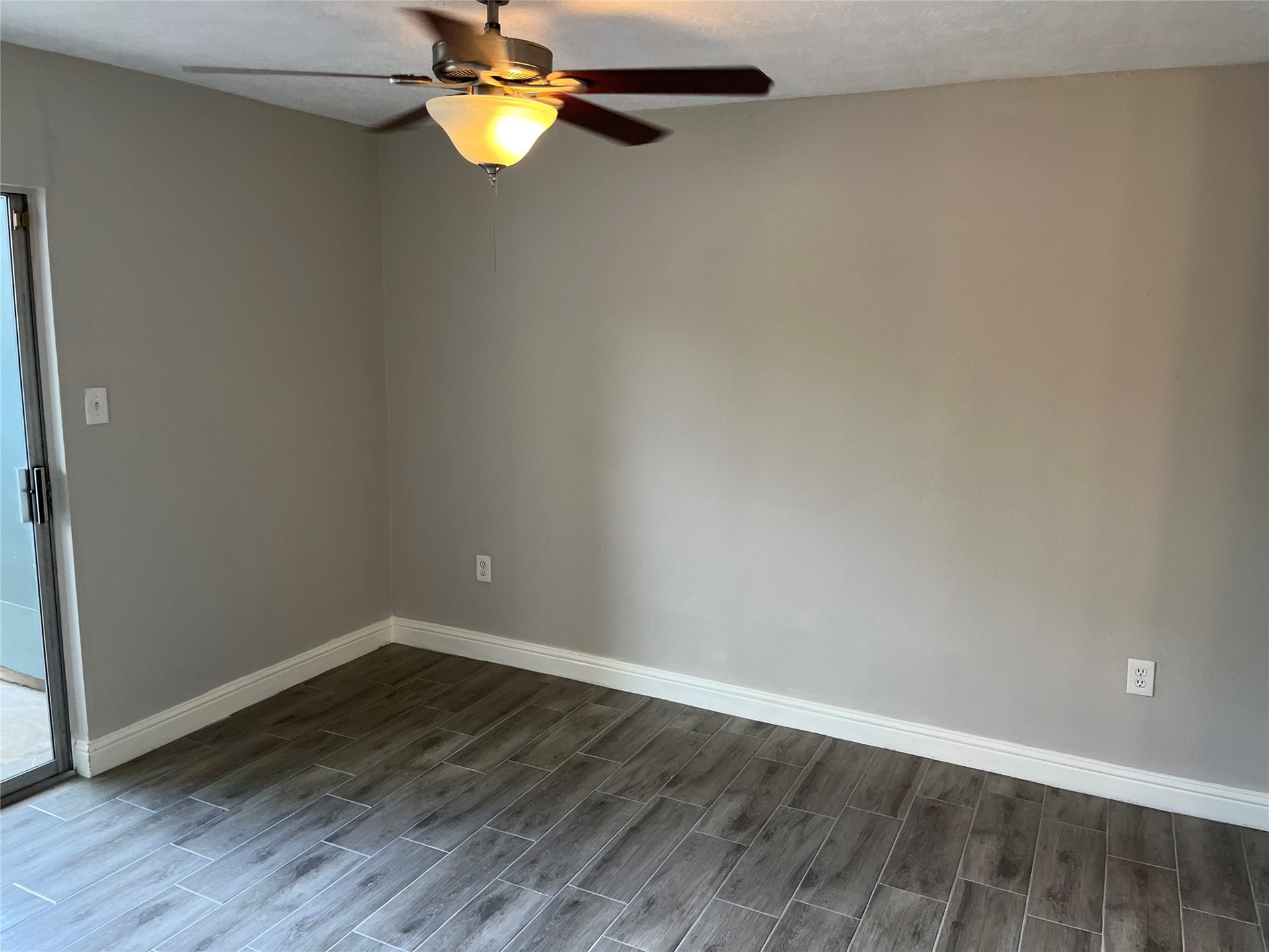 260 El Dorado Boulevard, #805, Houston, TX 77598 260 El Dorado Boulevard, #805, Houston, TX 77598
