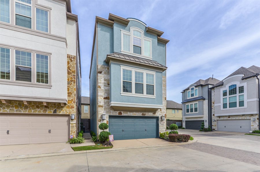 Property photo for 11002 Ayrshire Park Lane, Houston, TX
