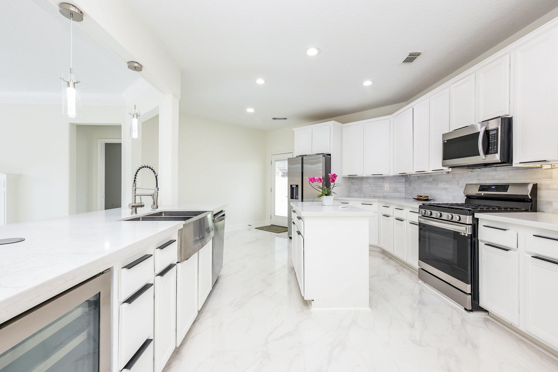 4111 Blue Forest Drive, Humble, TX 77346 4111 Blue Forest Drive, Humble, TX 77346