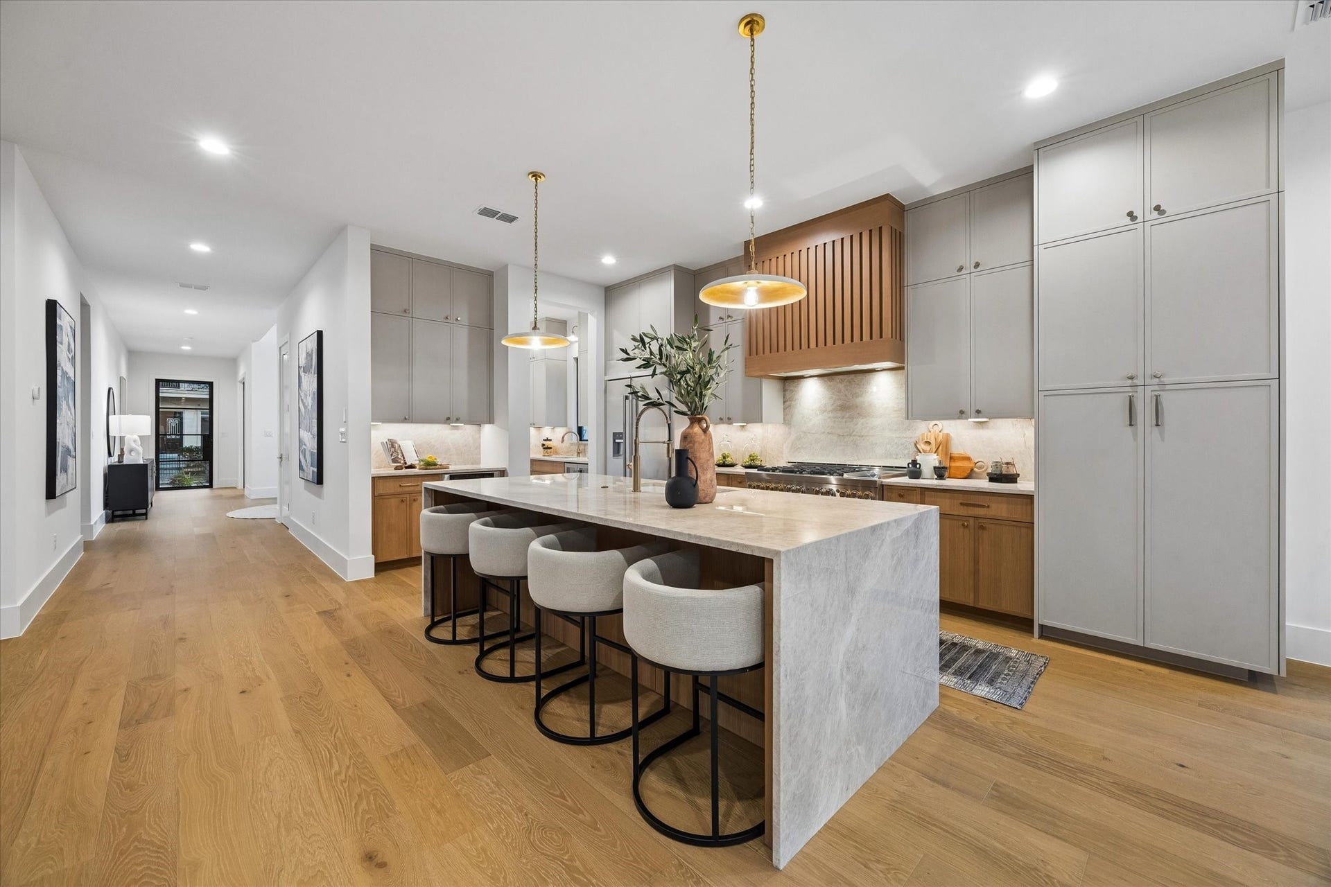 2250 Bartlett Street, Houston, TX 77098 2250 Bartlett Street, Houston, TX 77098