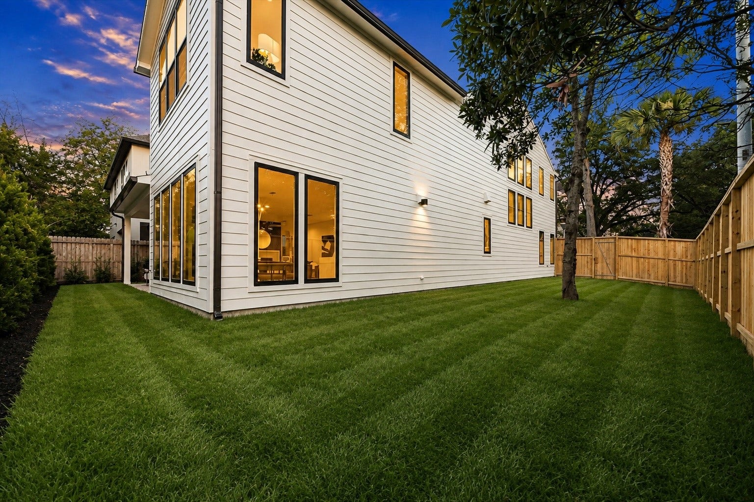2250 Bartlett Street, Houston, TX 77098 2250 Bartlett Street, Houston, TX 77098