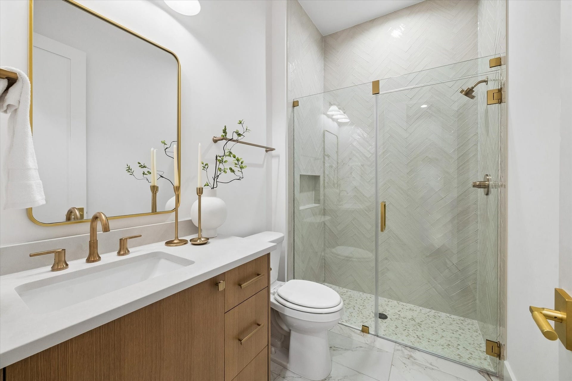 2250 Bartlett Street, Houston, TX 77098 2250 Bartlett Street, Houston, TX 77098