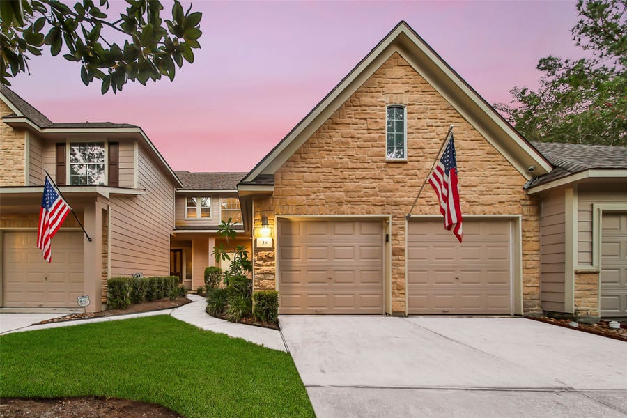 Property photo for 38 W Greenhill Terrace Place, Spring, TX