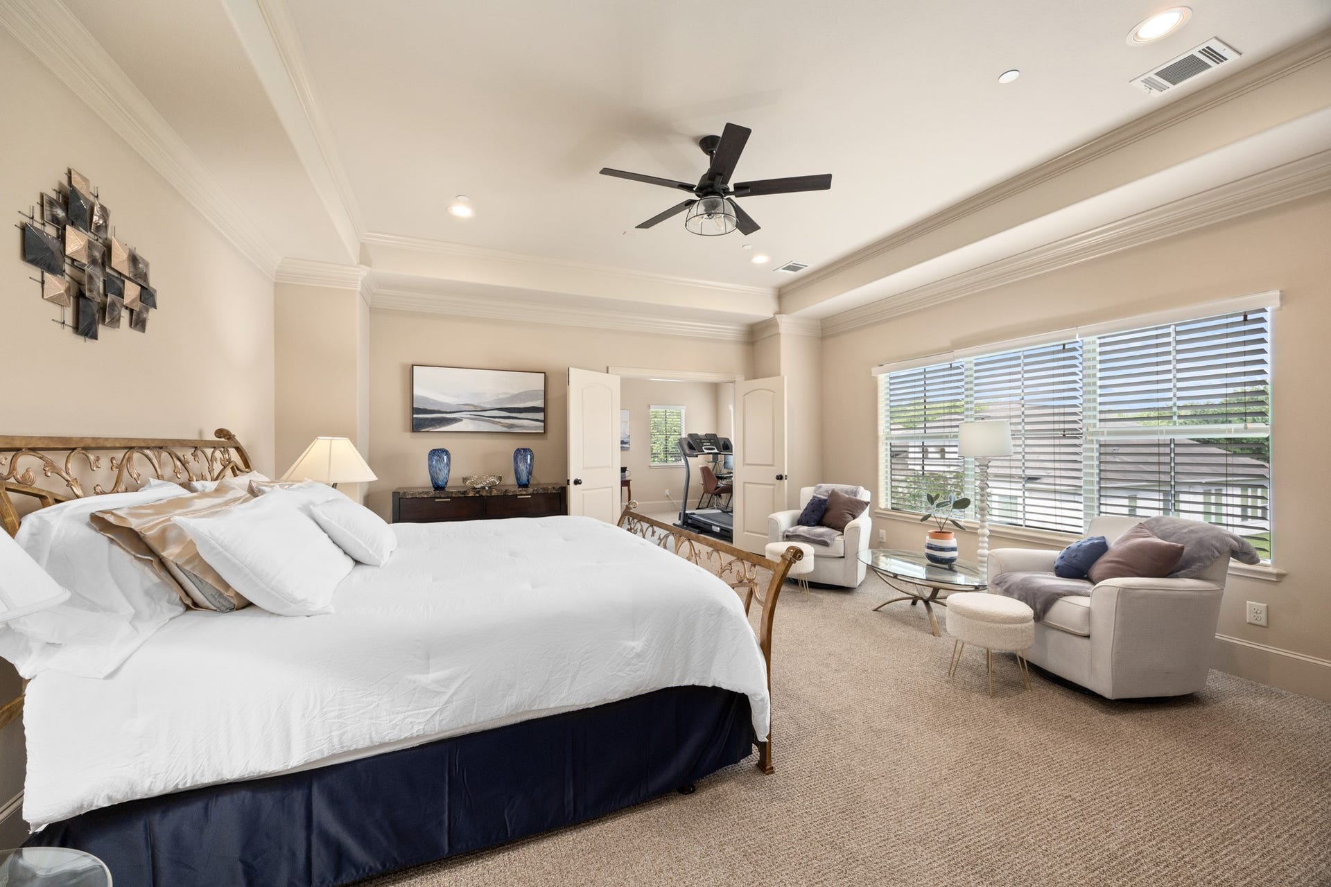 4315 Serenade Terrace Drive, Missouri City, TX 77459 WOW...welcome to your own private Primary Retreat! High ceilings, wall of windows, and just a instant feeling of luxury as you walk in!