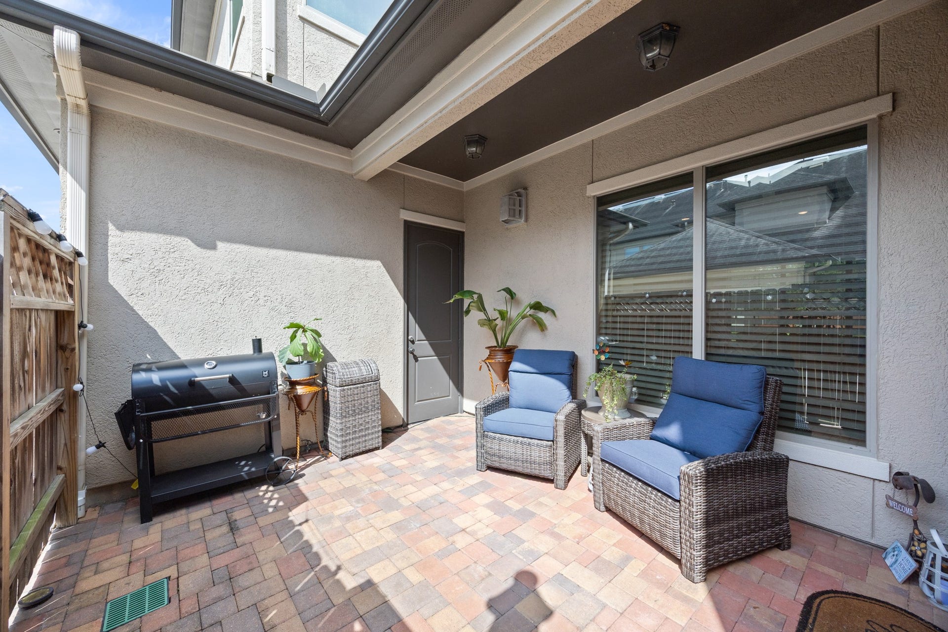 4315 Serenade Terrace Drive, Missouri City, TX 77459 View of your own private outdoor space! Enough room to BBQ, soak in the sun and enjoy the outdoors!