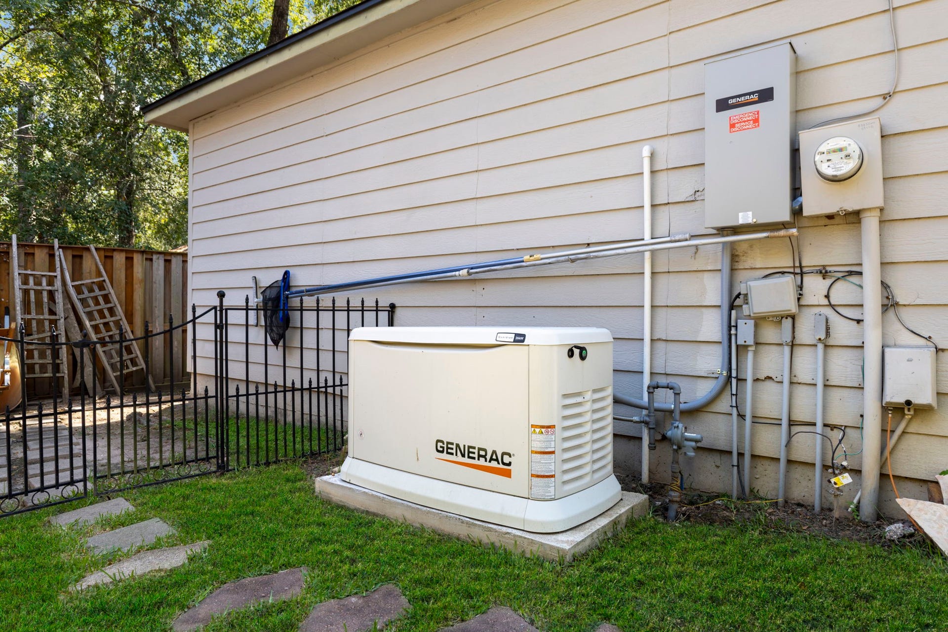 6 N Cochrans Green Circle, The Woodlands, TX 77381 Generac Guardian 26kW whole-home standby generator with automatic transfer switch, delivering uninterrupted power and peace of mind.
