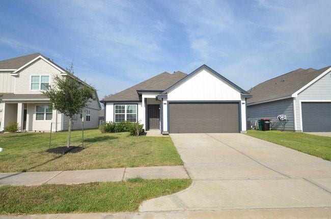 5626 Brooklyn Rose Drive, Rosharon, TX 77583