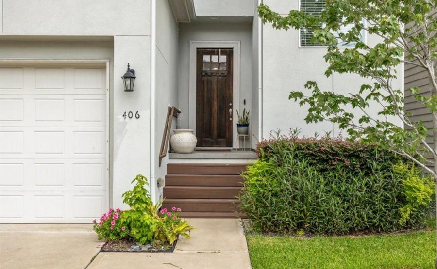 Property photo for 406 Yale Oaks Lane, Houston, TX