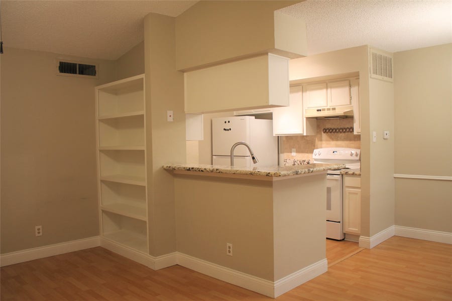 Property photo for 2120 El Paseo Street, #2810, Houston, TX