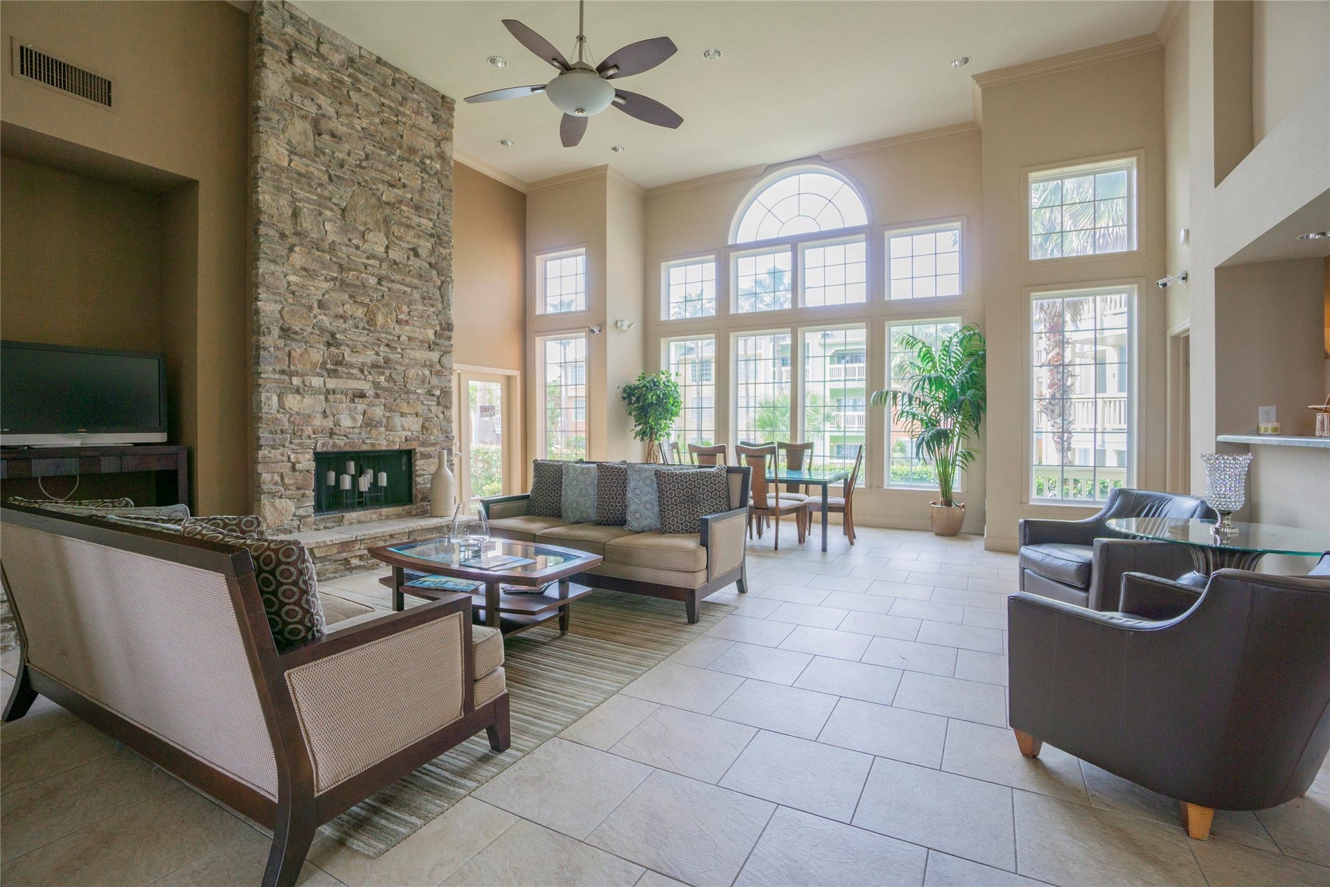 7000 Seawall Boulevard, #1011, Galveston, TX 77551 7000 Seawall Boulevard, #1011, Galveston, TX 77551