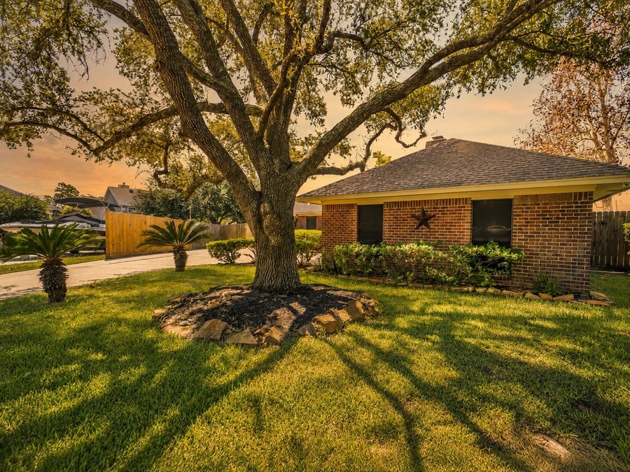Property photo for 7093 Whispering Wind Drive, Willis, TX