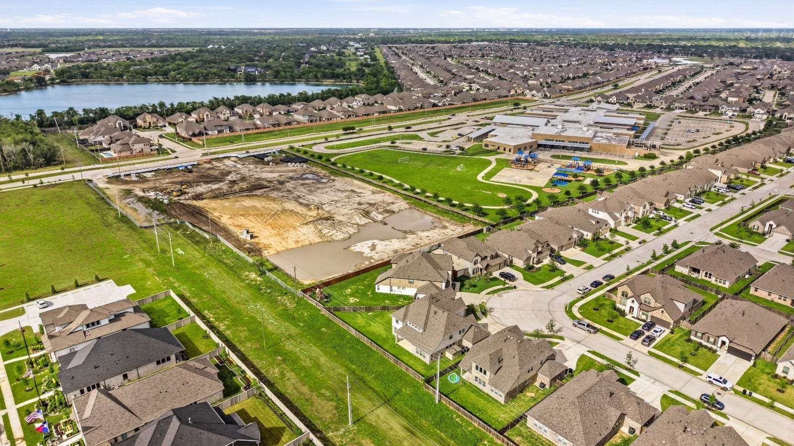 702 Hooks Trail, League City, TX 77573 702 Hooks Trail, League City, TX 77573
