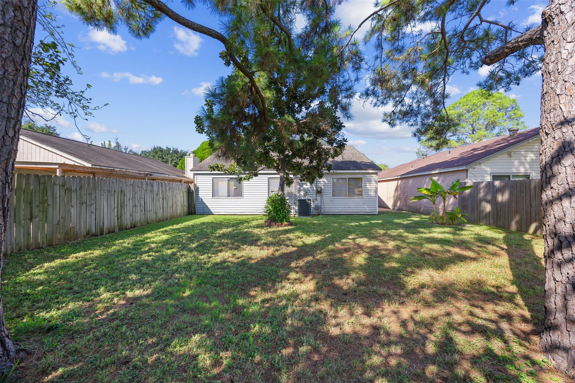 7530 Lemma Drive, Houston, TX 77041