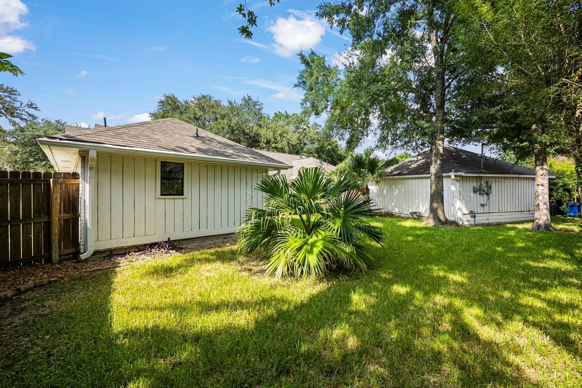 12523 Honeywood Trail, Houston, TX 77077 12523 Honeywood Trail, Houston, TX 77077