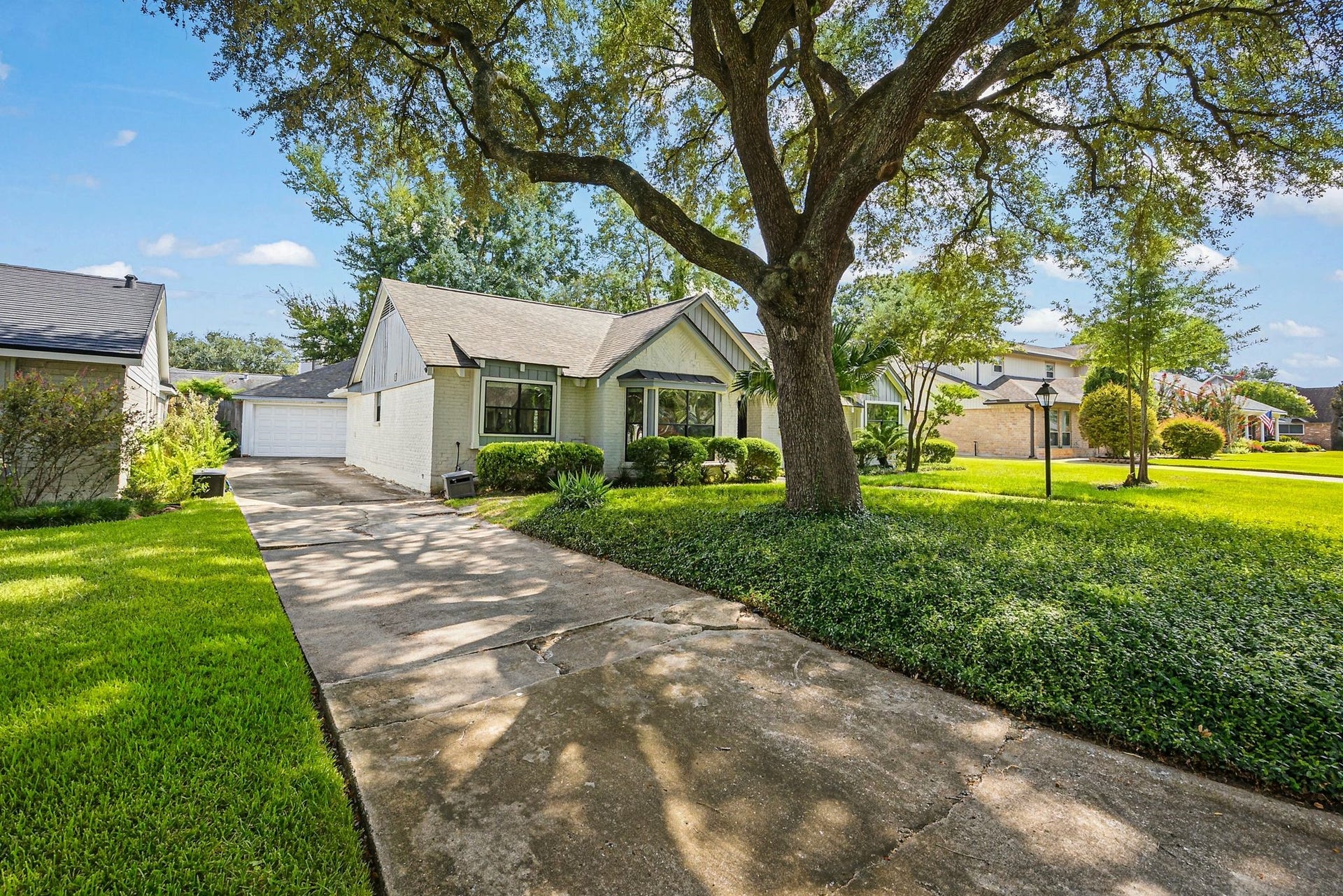 12523 Honeywood Trail, Houston, TX 77077 12523 Honeywood Trail, Houston, TX 77077