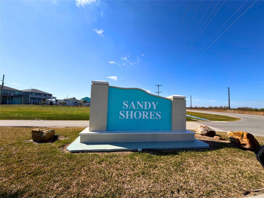 Property photo for 952 Mary Lynn, Crystal Beach, TX