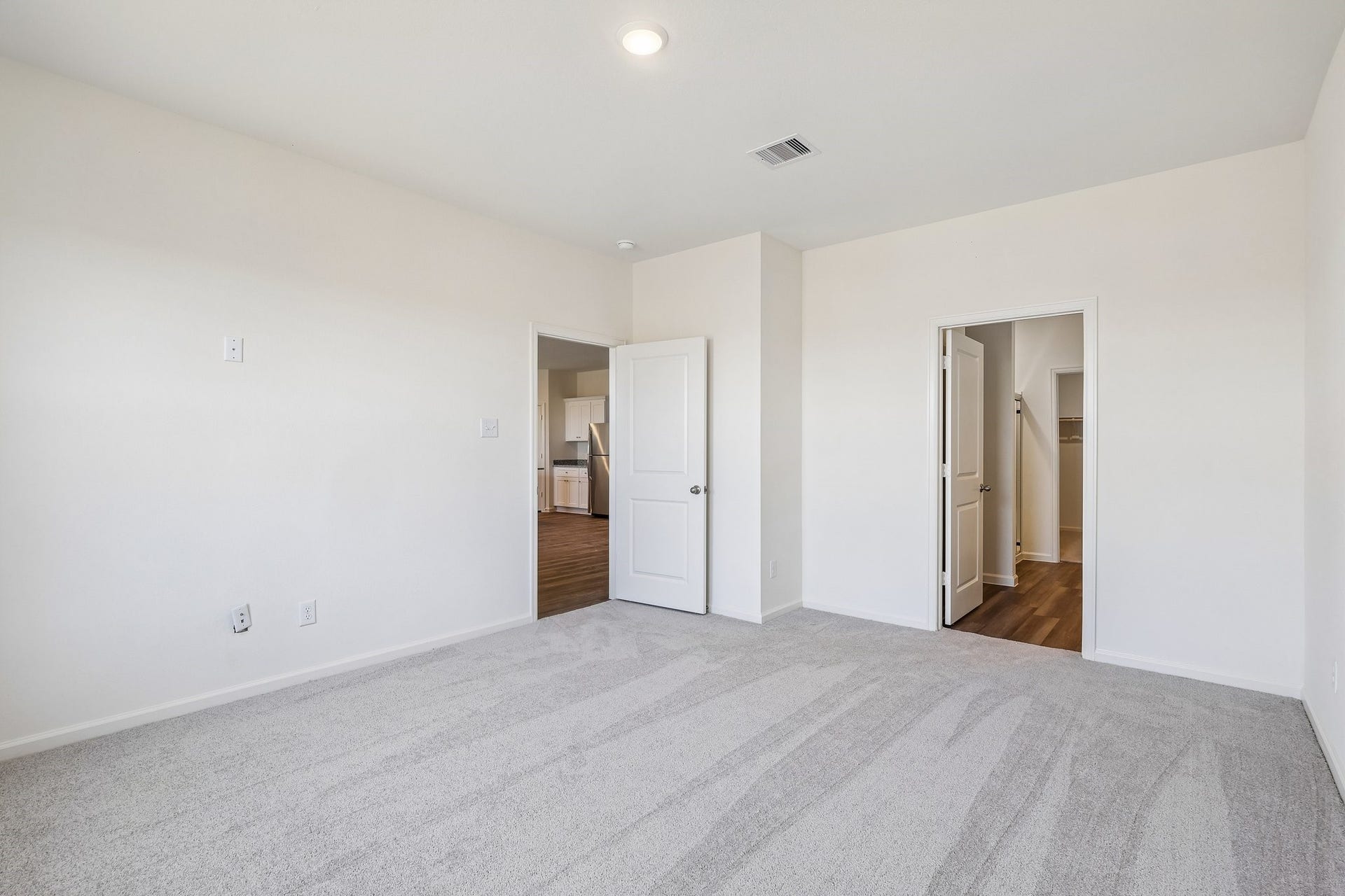 3326 Nautical Mile Drive, Dickinson, TX 77539 3326 Nautical Mile Drive, Dickinson, TX 77539