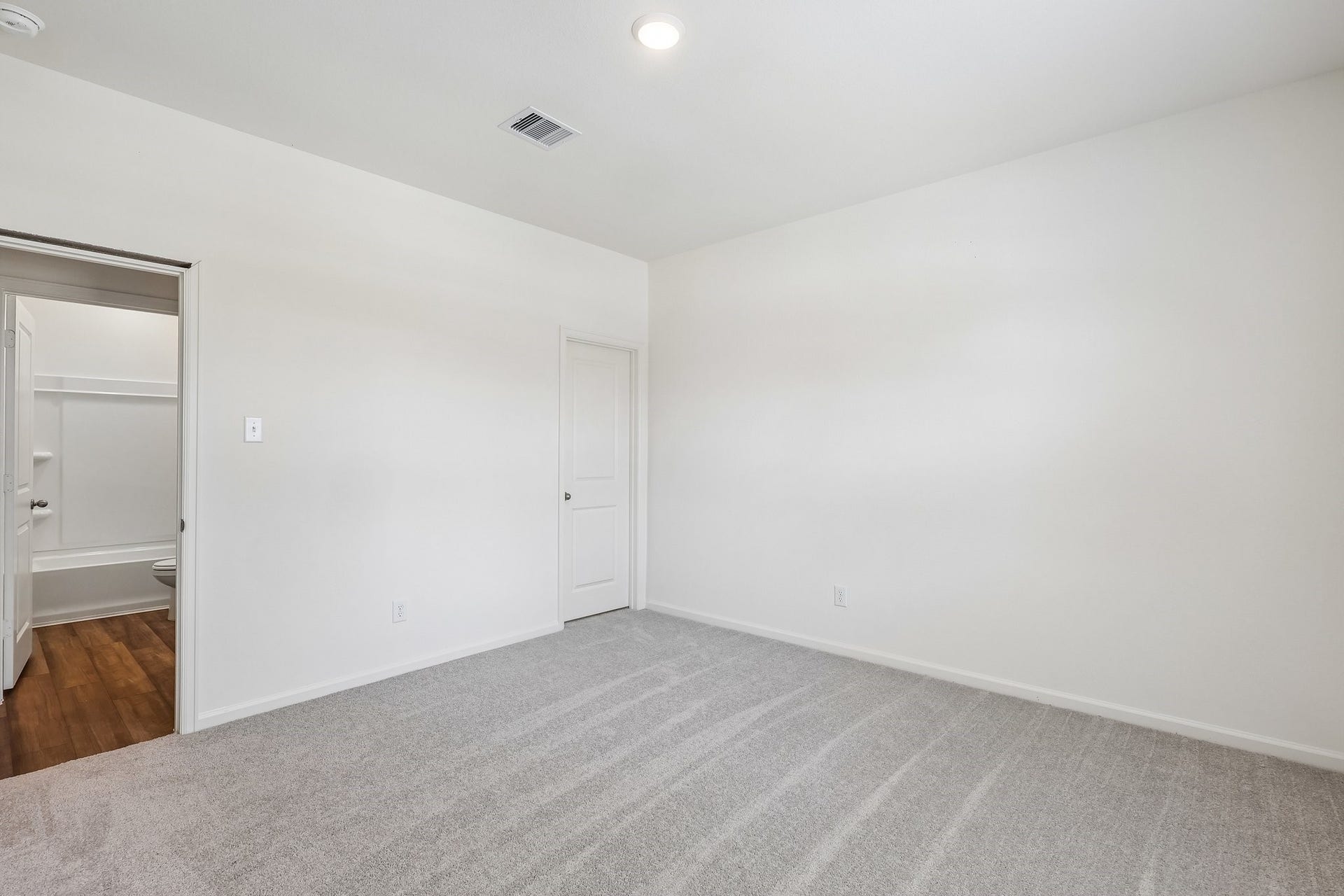 3326 Nautical Mile Drive, Dickinson, TX 77539 3326 Nautical Mile Drive, Dickinson, TX 77539