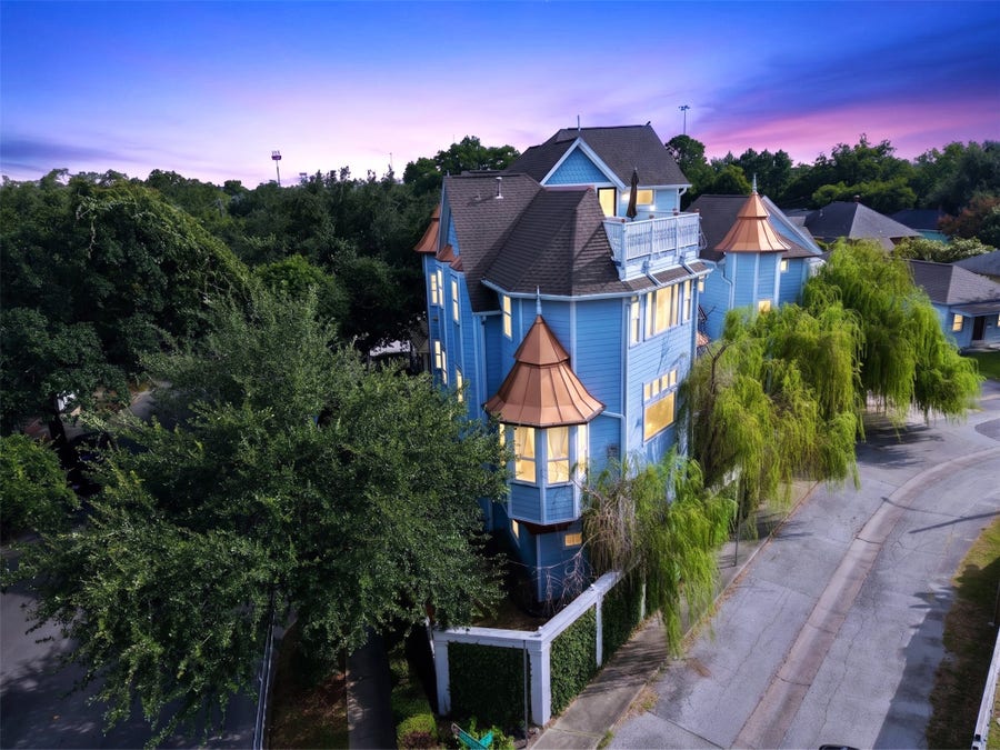 Property photo for 3012 Houston Avenue, Houston, TX