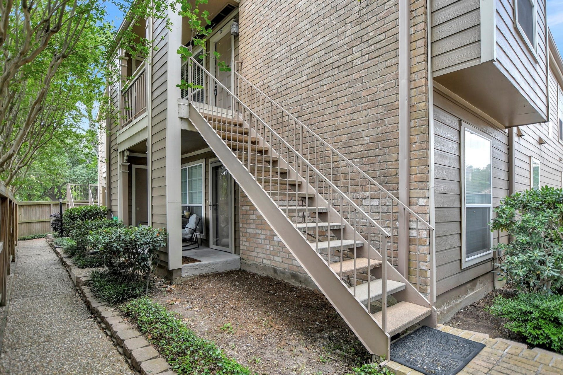 1880 White Oak Drive, #102, Houston, TX 77009 1880 White Oak Drive, #102, Houston, TX 77009