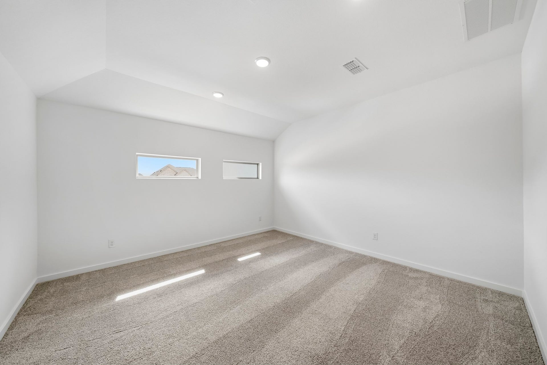 4518 Sunny Hazel Lane, Fulshear, TX 77441 Entertainment Hotspot With Endless Possibilities. Game & Movie Night Ready!