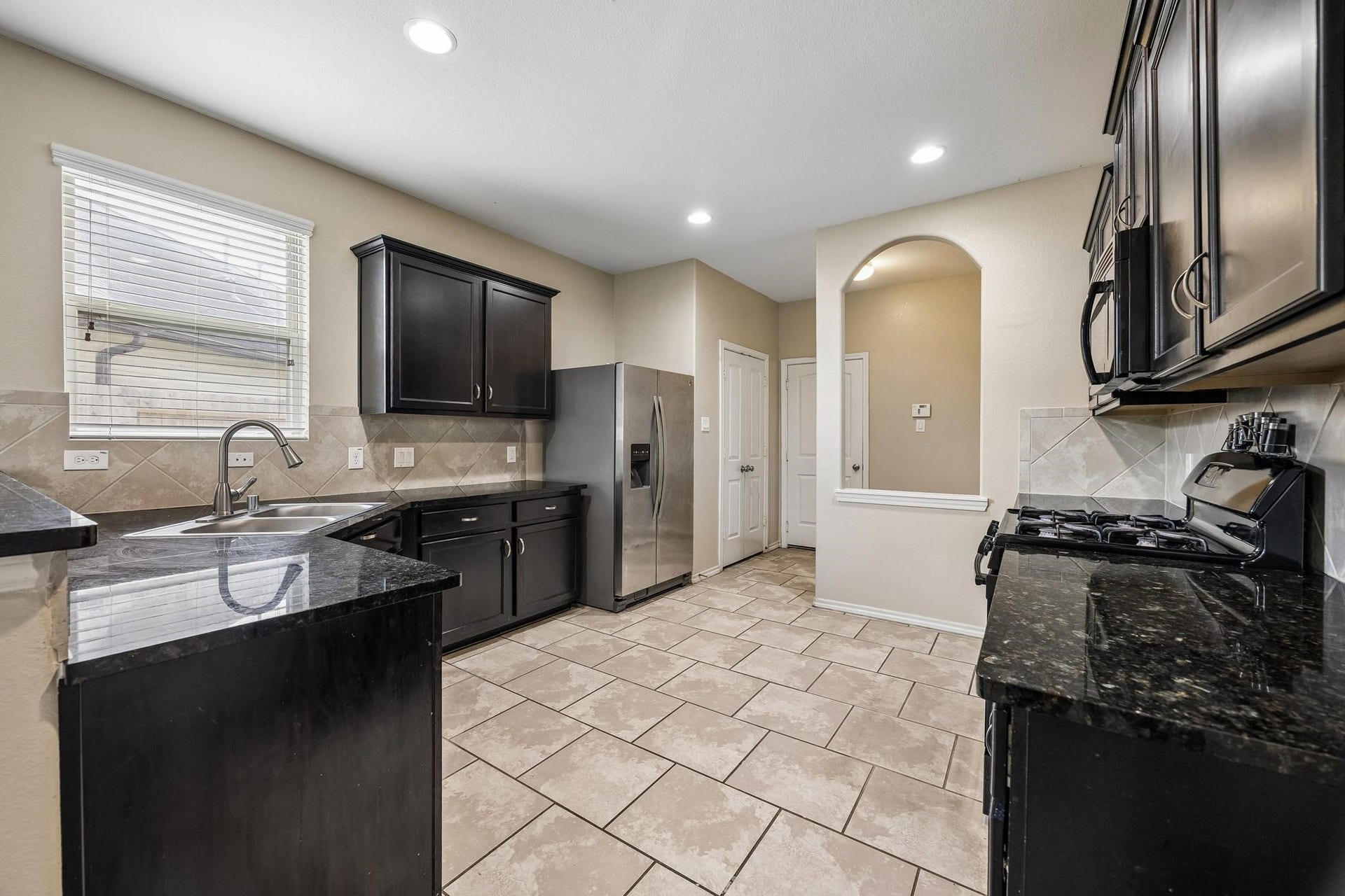 8914 Eldorado Glen Drive, Humble, TX 77338 8914 Eldorado Glen Drive, Humble, TX 77338